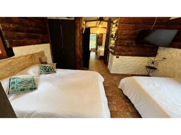 VENTA DE FINCA-HOTEL EN SALENTO, QUINDO, COLOMBIA