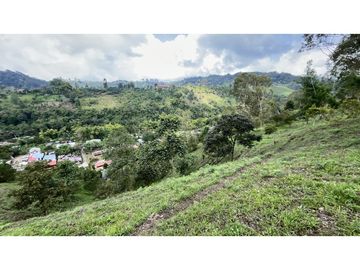 VENTA DE FINCA-HOTEL EN SALENTO, QUINDO, COLOMBIA