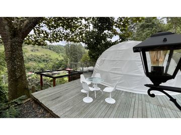 VENTA DE FINCA-HOTEL EN SALENTO, QUINDO, COLOMBIA
