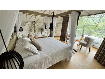 VENTA DE FINCA-HOTEL EN SALENTO, QUINDO, COLOMBIA