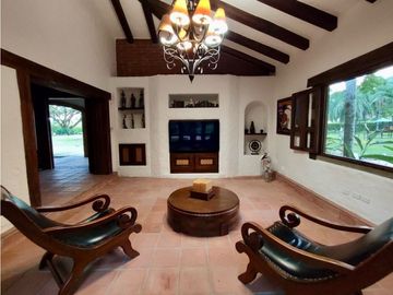 Hermosa finca colonial en venta - Rozo Palmira Valle Colombia