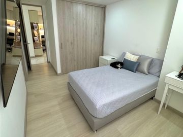 Vendo moderno apto piso medio alto en la loma de Los Mesa