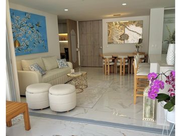 Vendo moderno apto piso medio alto en la loma de Los Mesa
