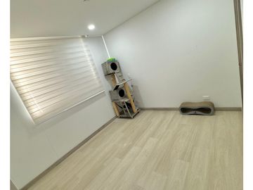 Vendo moderno apto piso medio alto en la loma de Los Mesa