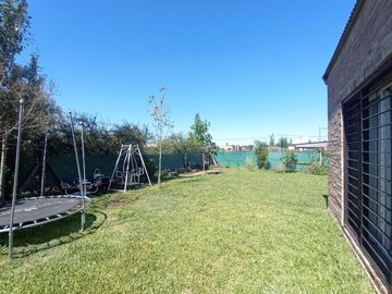 Venta Casa Roldan Acequias del Aire 3 Dormitorios Luminosa Parque