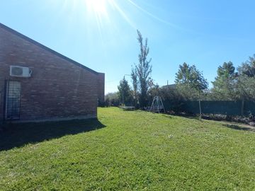 Venta Casa Roldan Acequias del Aire 3 Dormitorios Luminosa Parque