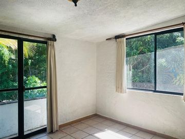 Casa en Fraccionamiento en La Cañada, Cuernavaca, Morelos CAEN-840-Fr