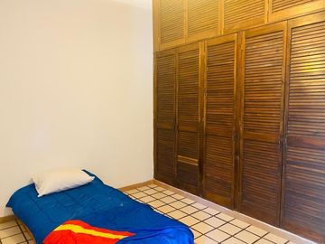 Casa en Fraccionamiento en La Cañada, Cuernavaca, Morelos CAEN-840-Fr