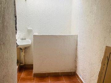 Casa en Fraccionamiento en La Cañada, Cuernavaca, Morelos CAEN-840-Fr