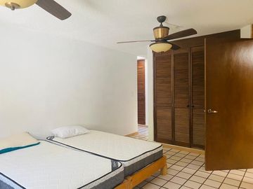 Casa en Fraccionamiento en La Cañada, Cuernavaca, Morelos CAEN-840-Fr
