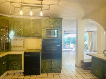 Casa en Fraccionamiento en La Cañada, Cuernavaca, Morelos CAEN-840-Fr