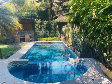 Casa en Fraccionamiento en La Cañada, Cuernavaca, Morelos CAEN-840-Fr