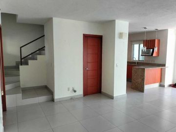 CASA EN VENTA EN RESIDENCIAL ENTRE RIOS, PUERTO VALLARTA