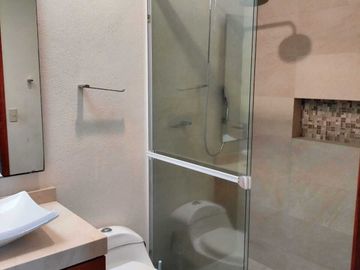 CASA EN VENTA EN RESIDENCIAL ENTRE RIOS, PUERTO VALLARTA