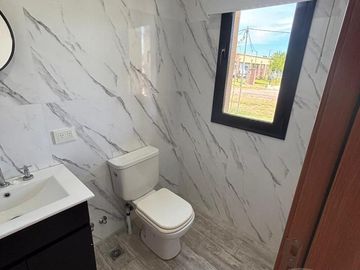 Casa en venta - Barrio Fincas de San Vicente Sporting