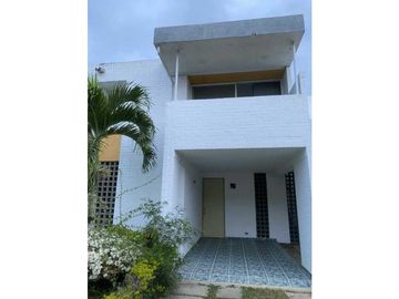 VENTA DE CASA EN CONDOMINIO EL CASTILLO SUR DE CALI