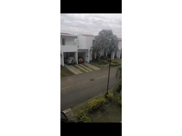 VENTA DE CASA EN CONDOMINIO EL CASTILLO SUR DE CALI