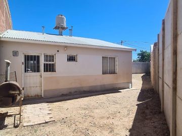 Casa en  Barrio 190 Viviendas, Valentina Norte