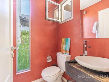 Casa Moderna en Venta con Doble Bosque en Los Castores - Nordelta