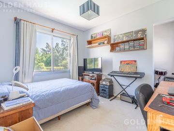 Casa Moderna en Venta con Doble Bosque en Los Castores - Nordelta