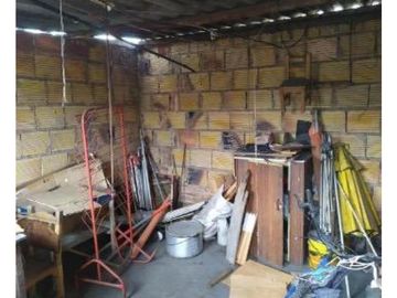 VENDO CASA BARRIO TABORA UBICADISIMA + DOS APARTAESTUDIO RENTANDO