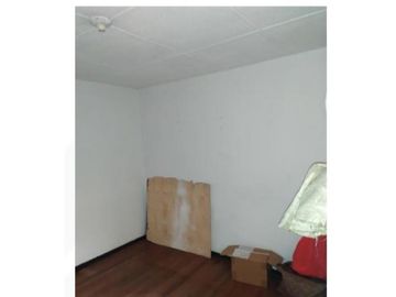 VENDO CASA BARRIO TABORA UBICADISIMA + DOS APARTAESTUDIO RENTANDO