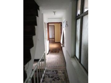 VENDO CASA BARRIO TABORA UBICADISIMA + DOS APARTAESTUDIO RENTANDO