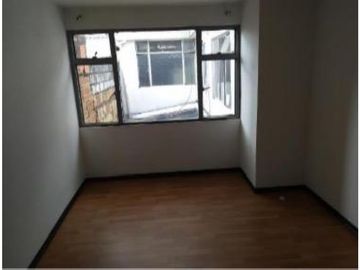 VENDO CASA BARRIO TABORA UBICADISIMA + DOS APARTAESTUDIO RENTANDO