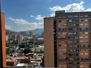 Vendo apto en Bello sector Niquía piso alto con buena vista