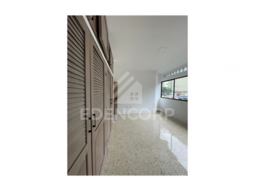 Casa en Cdla. Simón Bolívar con dos departamentos independientes
