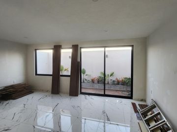 Casa en Venta en Cañadas Tres Marías Fraccionamiento privado