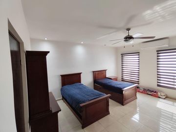 CASA EN VENTA EN CUMBRES ELITE, MONTERREY, N.L., ZONA CUMBRES
