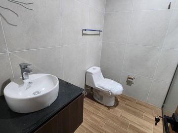 Casa Venta en Cañadas Tres Marías áreas verdes, Lago, Canchas Multideportivas