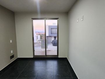 Casa Venta en Cañadas Tres Marías áreas verdes, Lago, Canchas Multideportivas