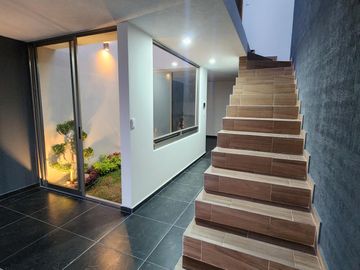 Casa Venta en Cañadas Tres Marías áreas verdes, Lago, Canchas Multideportivas