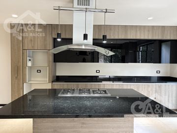 Casa en Venta  Fraccionamiento Peñón de las Cumbres