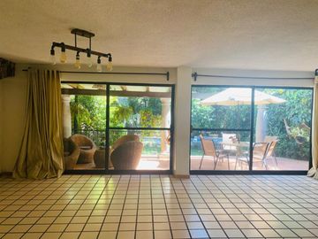 Casa en Fraccionamiento en La Cañada Cuernavaca - CAEN-840-Fr