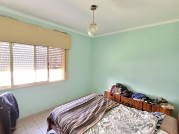 Chalet en venta en Castelar Sur