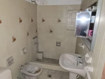 Chalet en venta en Castelar Sur