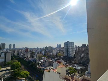 VENTA DEPTO 2 AMB C/TERRAZA PROPIA CABALLITO