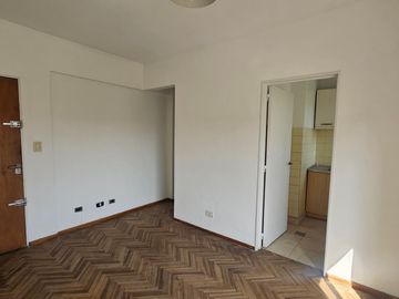 VENTA DEPTO 2 AMB C/TERRAZA PROPIA CABALLITO