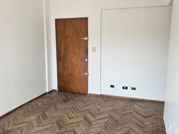 VENTA DEPTO 2 AMB C/TERRAZA PROPIA CABALLITO