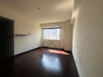 Vercelli Departamento en venta en Villa Florence