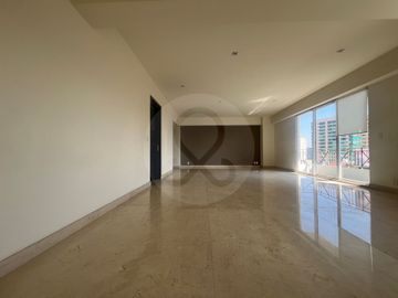 Vercelli Departamento en venta en Villa Florence