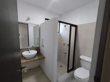 Casa en renta en avenida, Frac. Las Americas, Merida, Yucatan