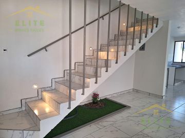 CASA  EN VENTA COLONIA JARDINES DE CHAMPAYAN