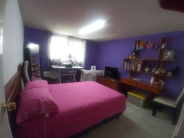 CASA EN VENTA, 4 NIVELES LOMAS DE VALLE DORADO