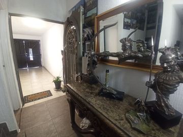 CASA EN VENTA, 4 NIVELES LOMAS DE VALLE DORADO