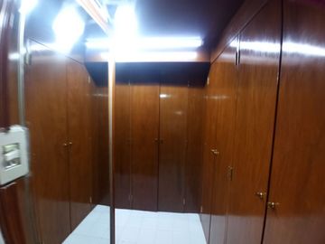 CASA EN VENTA, 4 NIVELES LOMAS DE VALLE DORADO