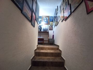 CASA EN VENTA, 4 NIVELES LOMAS DE VALLE DORADO
